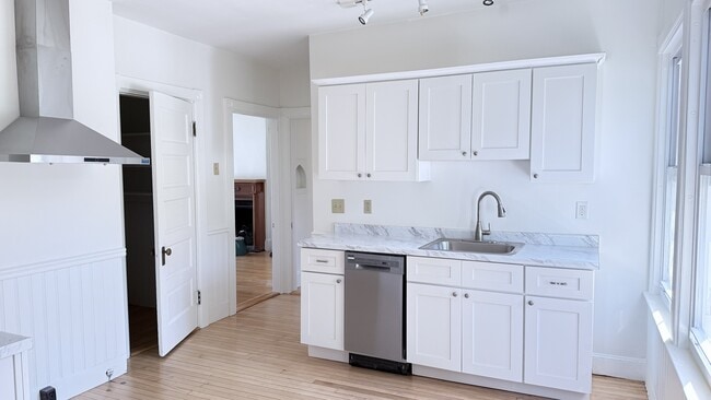 11 Motley St Unit 11