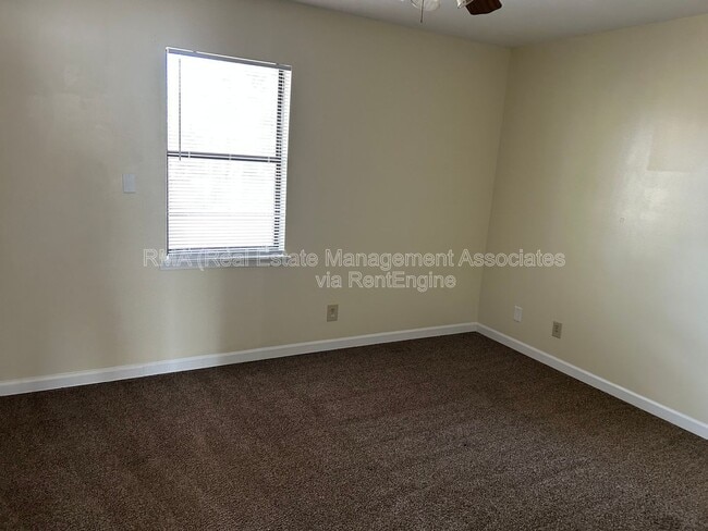 Photo - 108 Westwind Ct