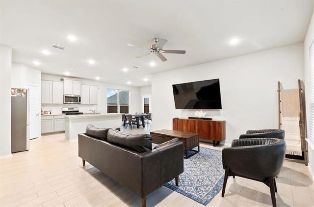 Photo - 759 Gentle Bird Dr