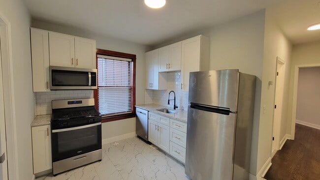 Photo - 5537 Holly Hills Ave Unit 5537 - 1st Fl