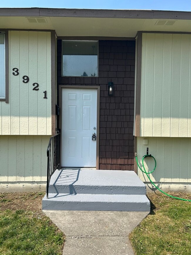 Photo - Fantastic Opportunity To Call This Wonderful Property Home!!!