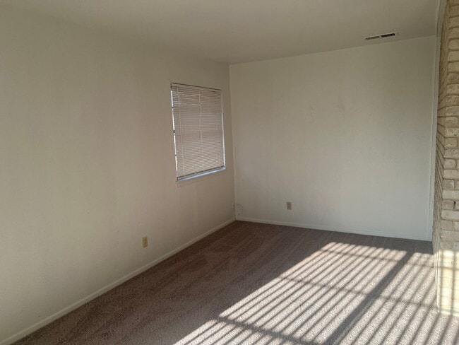 2201 Wheeler Cir