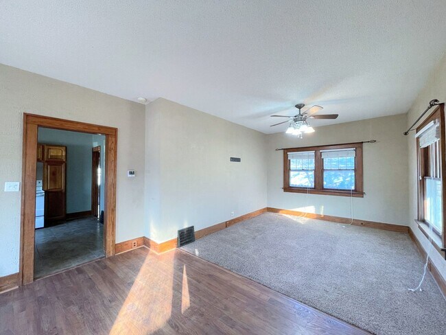 Photo - Spacious 3 bedroom home with finished basement