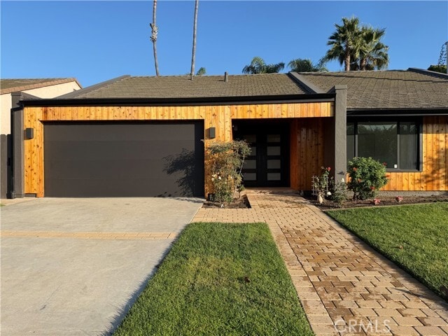 Photo - 15999 Via De Las Palmas