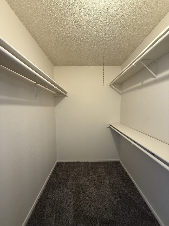 Photo - 1017 Johnson St