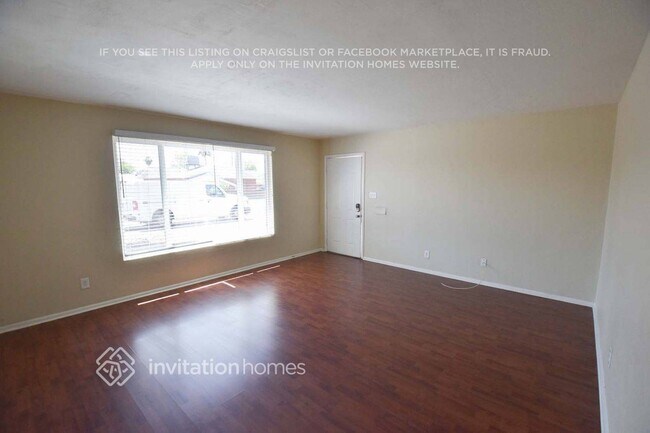 Photo - 3520 W Lawrence Rd