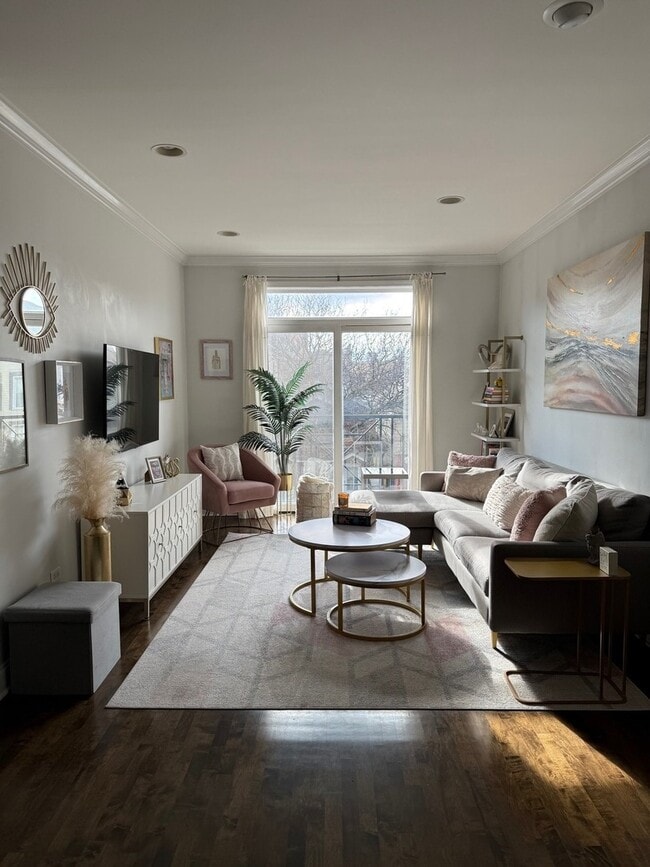 Photo - 1319 N Bosworth Ave