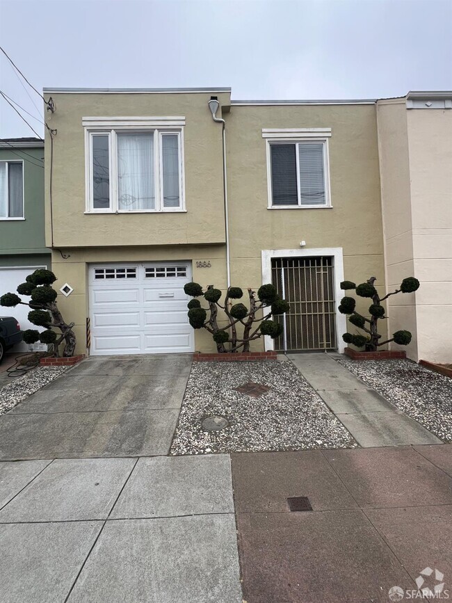 Building Photo - 1886 38th Ave Rental
