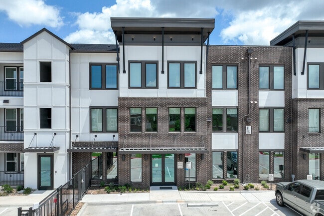 Leasing Office - Aspire at Sherman