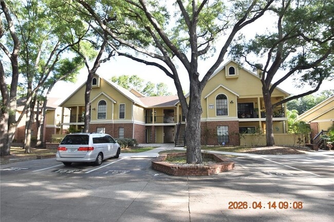 Building Photo - 8605 Mallard Reserve Dr Unit 203