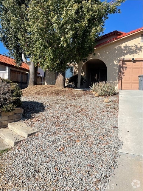 Building Photo - 22900 Canyon Lake Dr N Rental