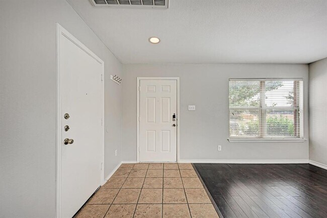 Photo - 1302 Casa Blanca Cove