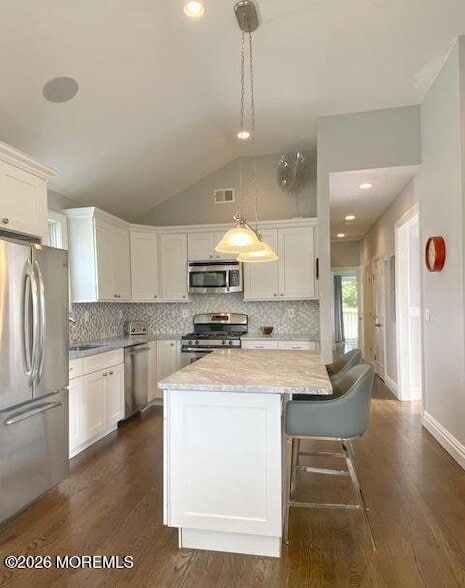 Photo - 18 Meadowbrook Ave