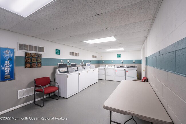 Photo - 199 West End Ave Unidad BLDG 1 - Apt 1