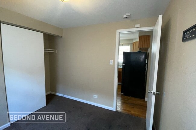 Photo - 9345 S Burnside Ave