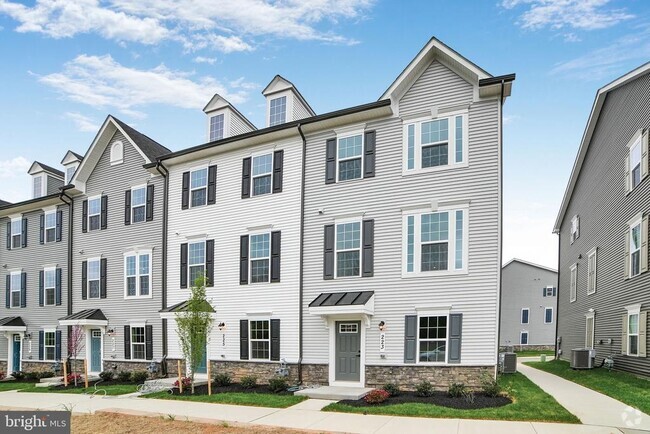 Building Photo - 223 Bel Aire Ln Rental