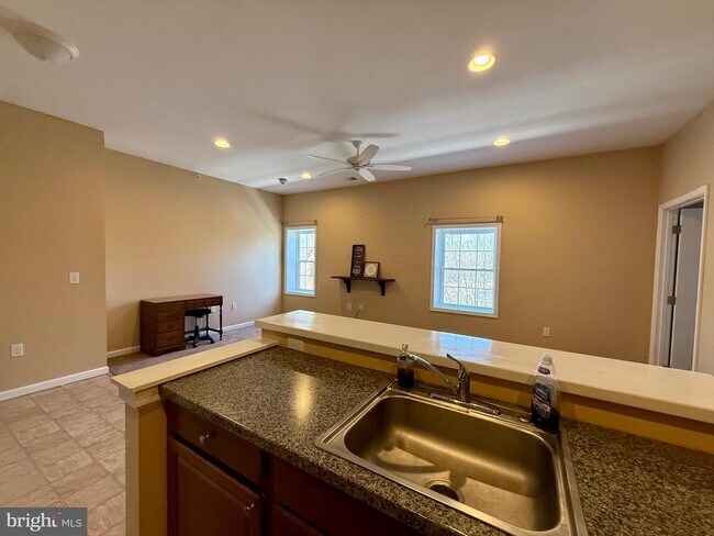 Photo - 2 S 3rd St Unit 2