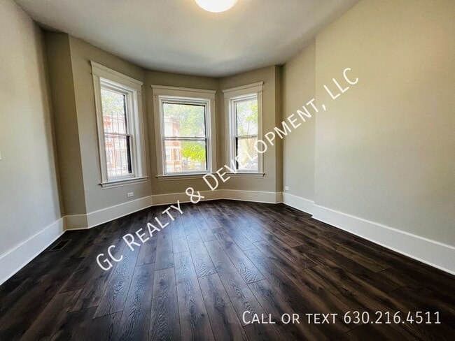 Photo - 6401 S Eberhart Ave Unit 1