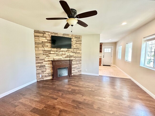 Photo - Stunning Top to Bottom, Inside & Out Remodel Job on this Rental Home, Minutes to Fallbrook or Bon...