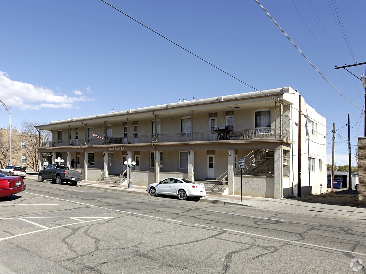 Photo - Broadway Apartments