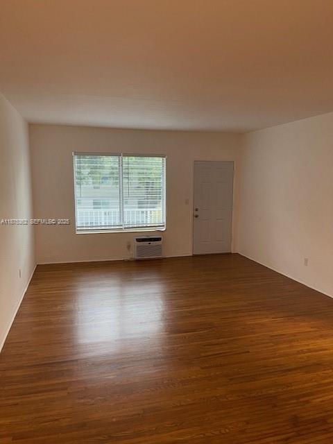 Photo - 9300 E Bay Harbor Dr Unidad 205