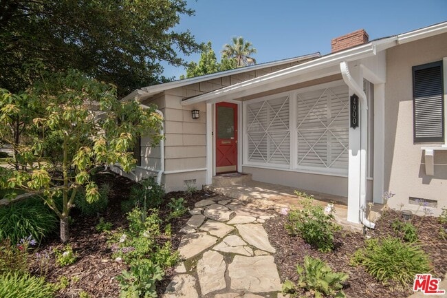 Photo - 4900 Ethel Ave