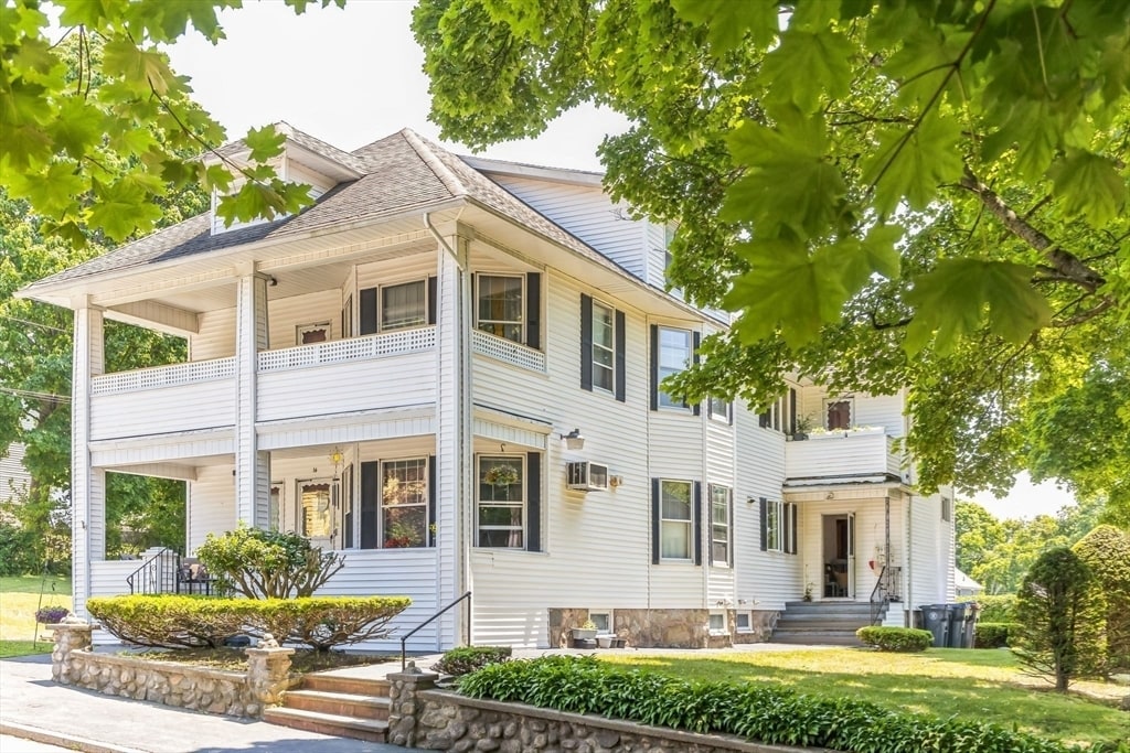 Photo - 12-14-14 Wayside Ave Unidad 1