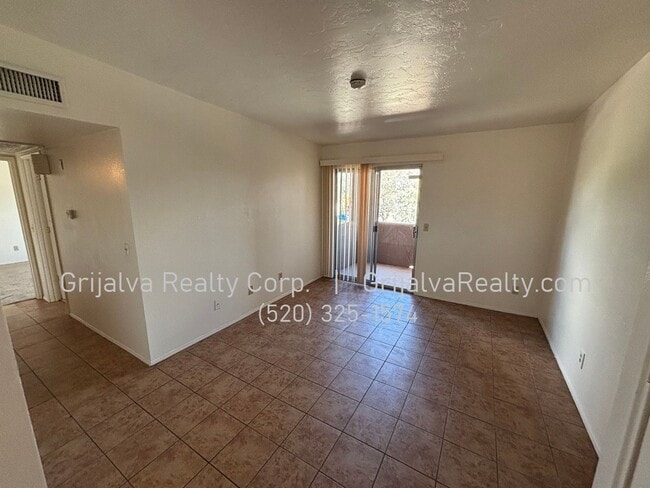 Photo - Beautiful 2 Bedroom, 2 Bath Condo for Rent... Unit 320