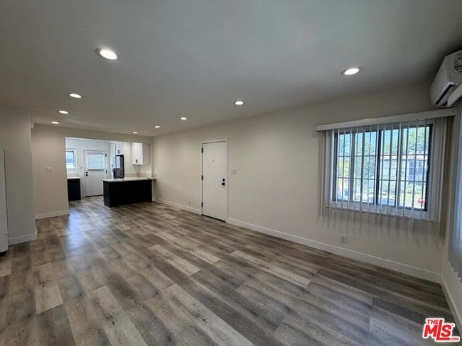 Photo - 8818 Ramsgate Ave