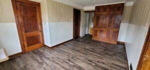 Photo - 804 Main Ave W