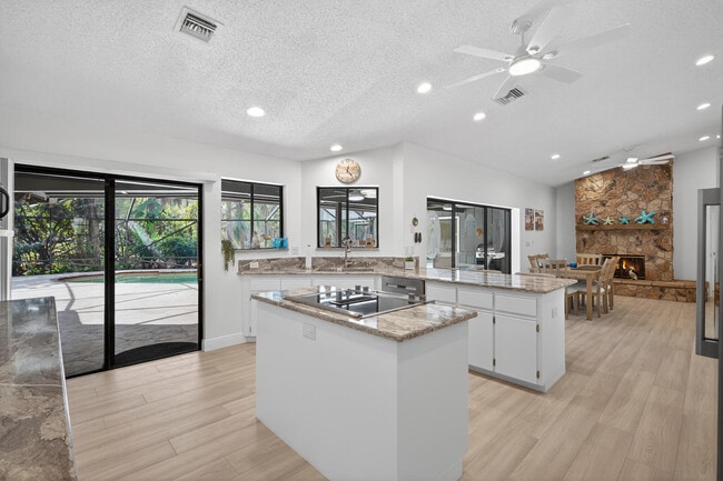 Building Photo - 8166 155th Pl N