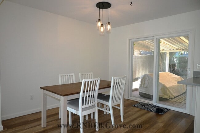 23 Farallon Cir