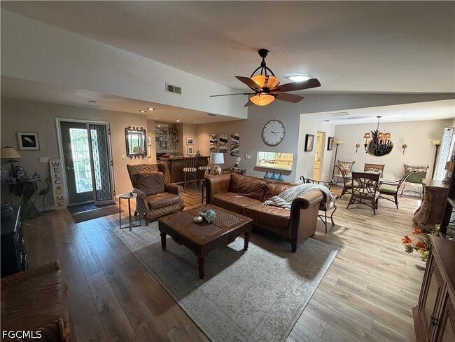 Photo - 5883 Sand Oak Dr