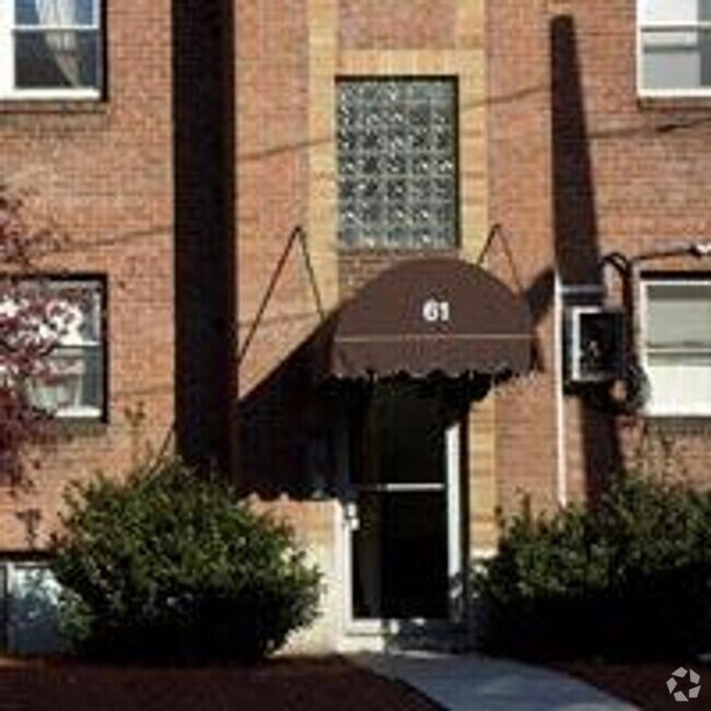 Building Photo - *AVAILABLE NOW* 2-Bed 1-Bath with Great Lo... Rental