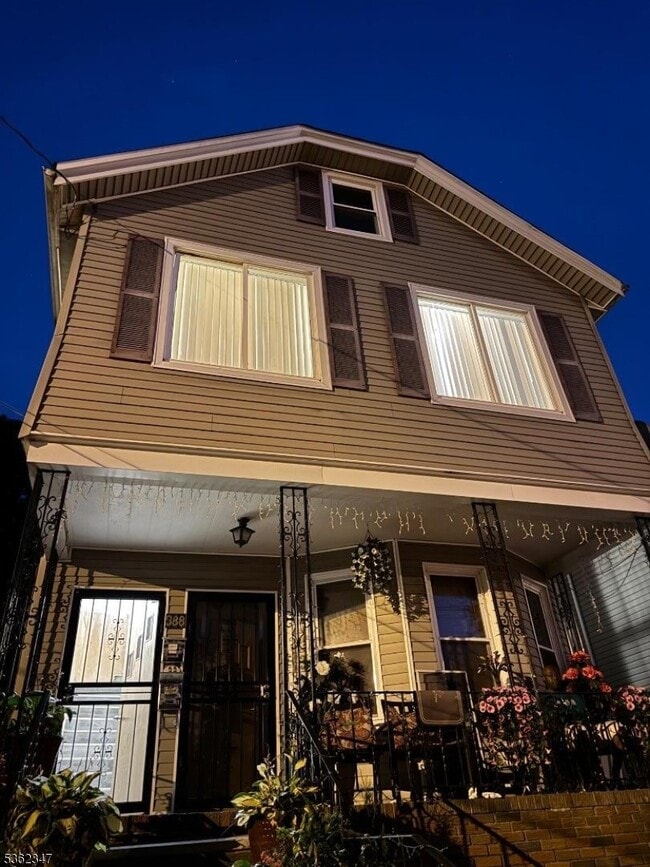 Photo - 388 E 9th Ave Unit 2