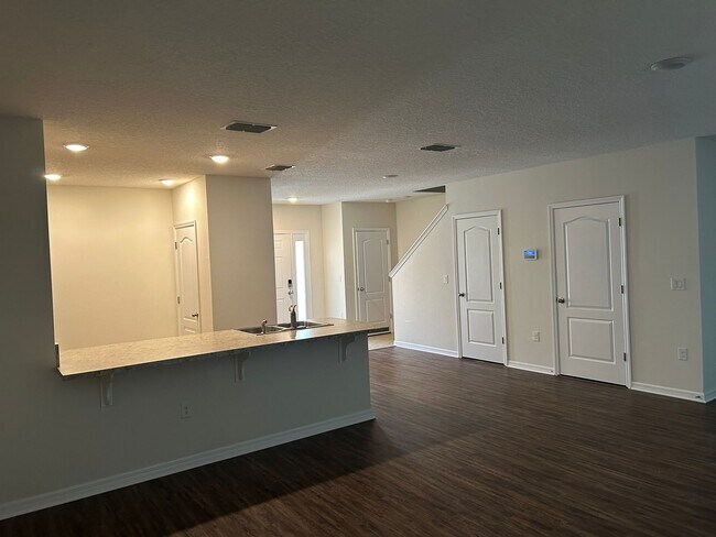 Photo - 1631 Primo Ct