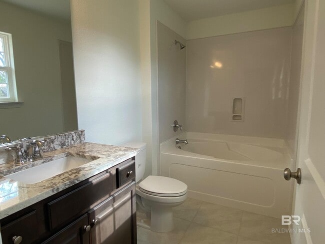 Photo - 24944 School St