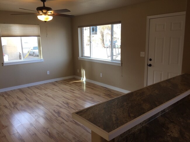 Photo - 203 S Mesa St