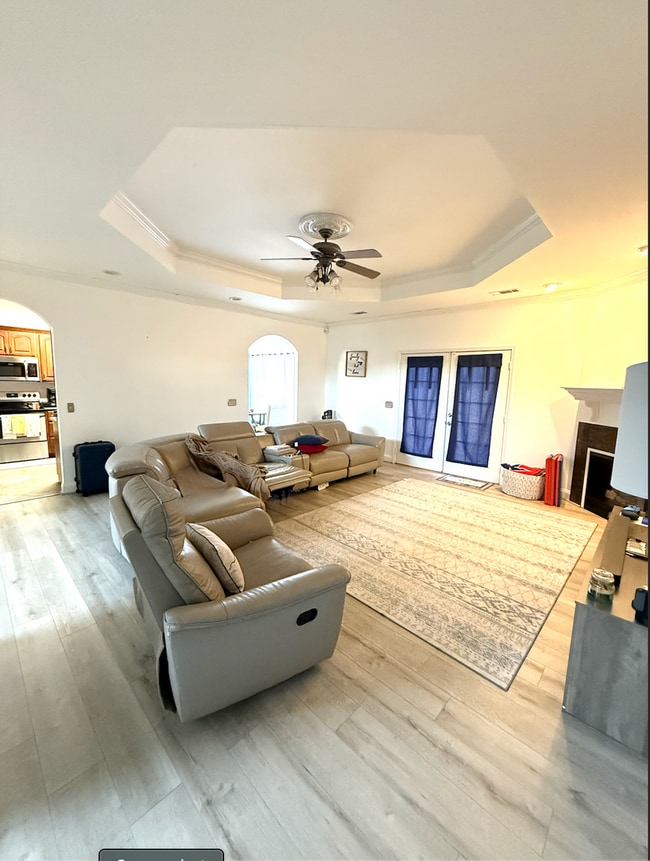 Photo - 4 bedroom 2.5 bath home