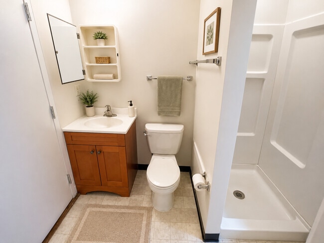 Photo - 720 Catherine St