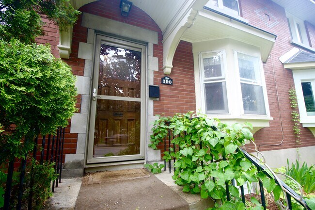 Photo - 390 Holland Ave