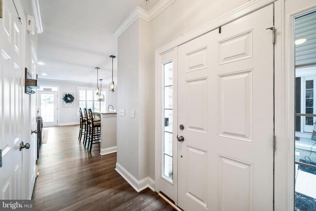Photo - 6 New Village Greene Dr