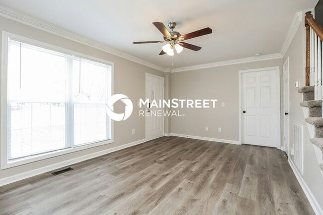 Photo - 3 Bedroom Pet-Friendly Home in GOODLETTSVILLE, TN with Main Street Renewal