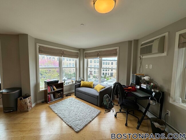 Photo - 62 Boylston St Unit 615