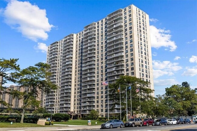 Building Photo - 501 Surf Ave Unit 21C Rental