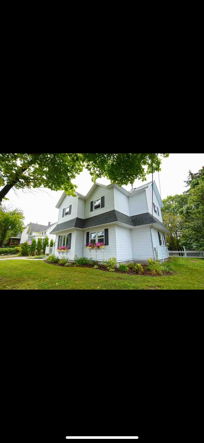 308 Fulton St Rental House Rental in Petoskey, MI