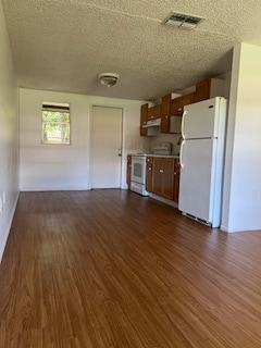 Building Photo - 4838 5th St Rental