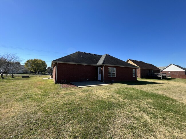 Photo - 3629 Southridge Blvd