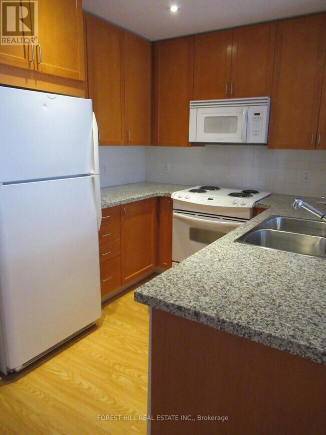 Photo - 85 Bloor St E Unité 1808