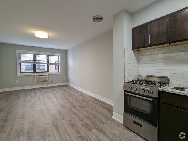 Building Photo - 503 W Barry Ave Rental